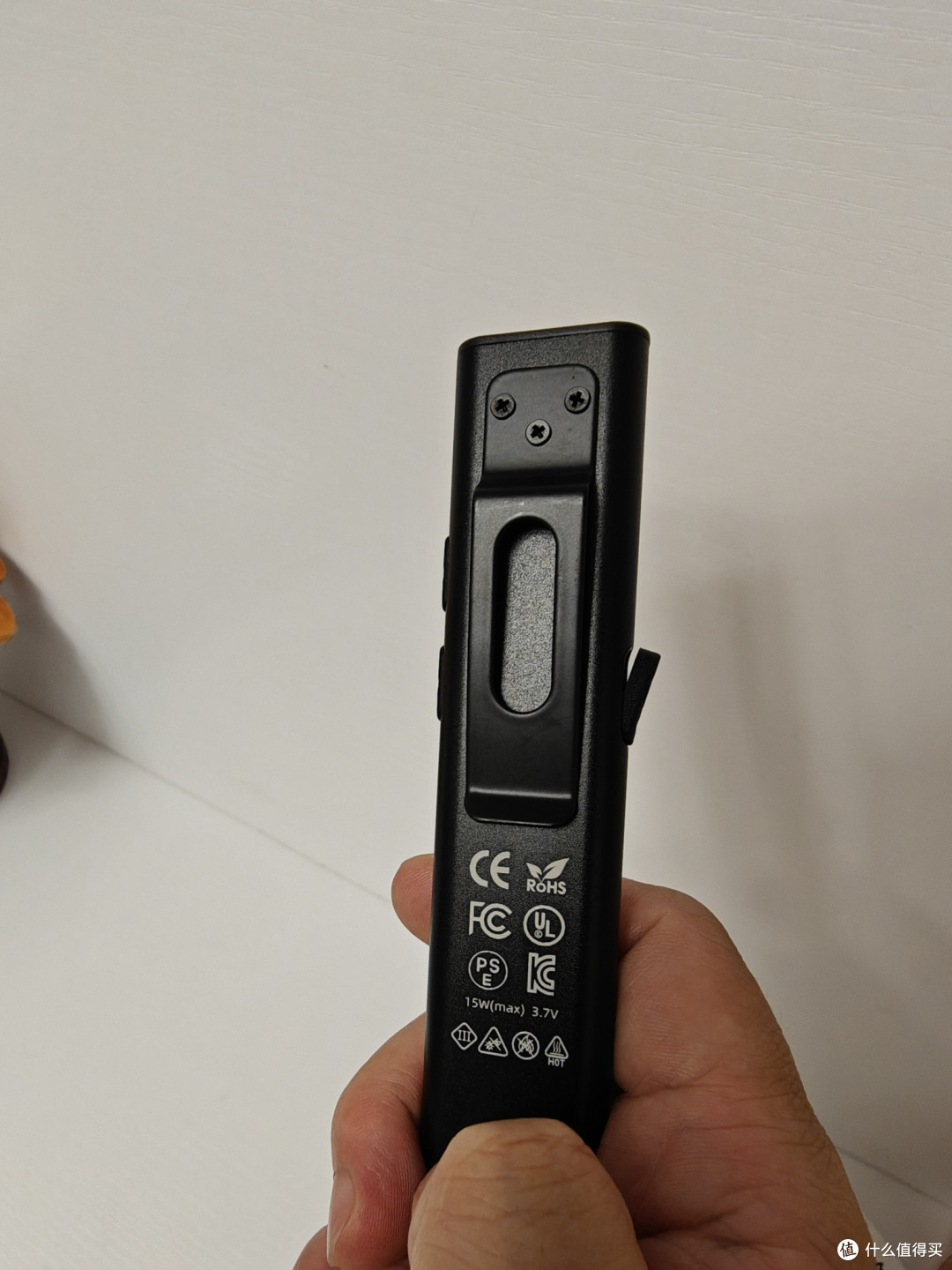 小巧好用不鸡肋,宇穹WT8迷你强光手电筒家用常备好物