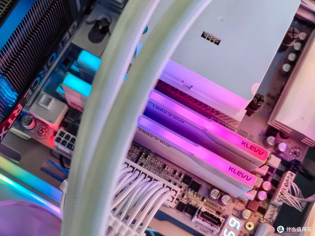 6400MT/s冲到8400MT/s?KLEVV科赋CRAS V RGB DDR5-6400超频体验