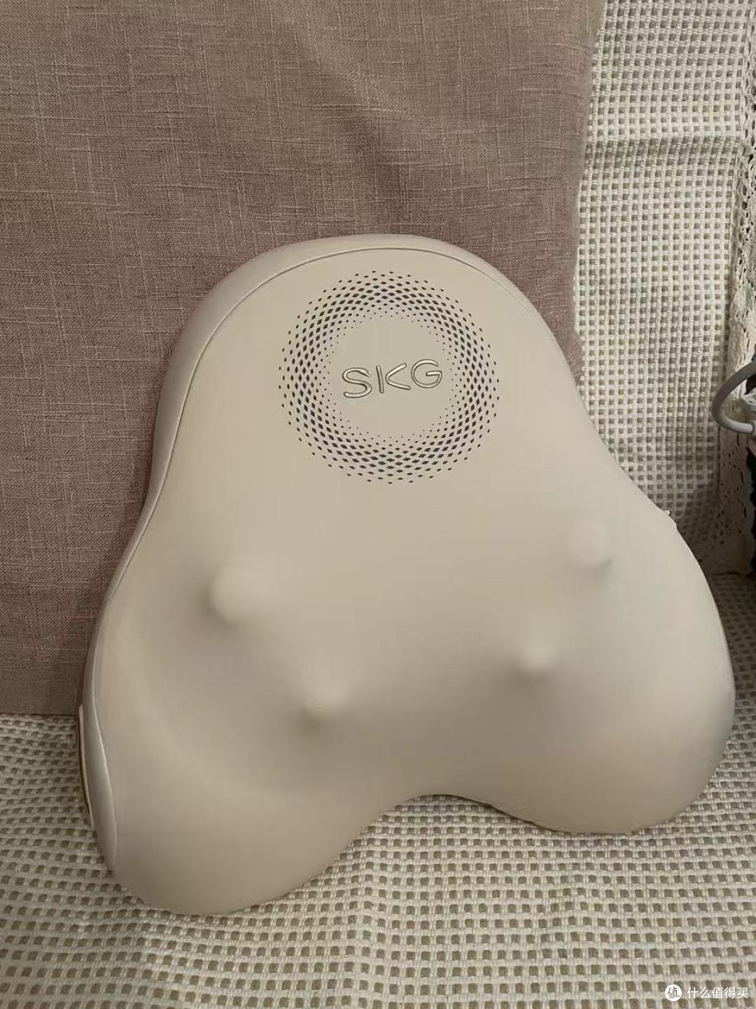 久坐打工人的腰背救星✨SKG T5‑3Pro 按摩腰靠