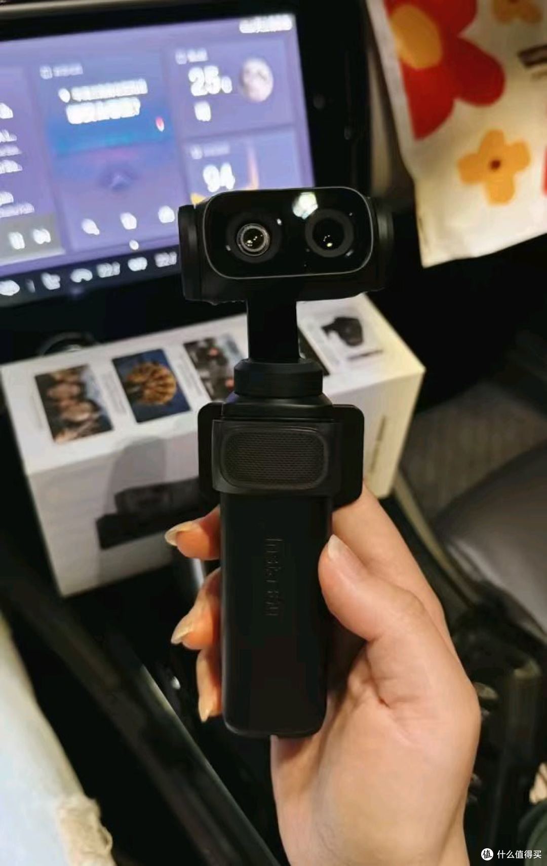 影石 Insta360 Luna Ultra|8K 徕卡联名口袋云台相机测评🔥