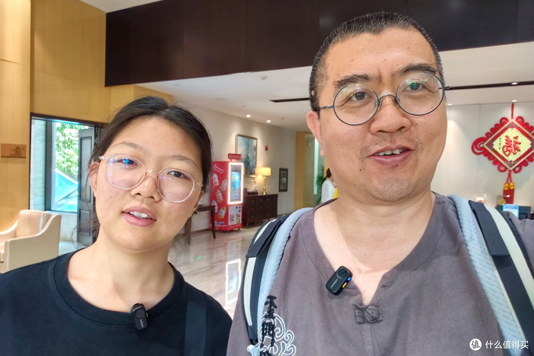 手机拍视频总有杂音？猛玛LARK A2无线麦克风实测AI降噪效果
