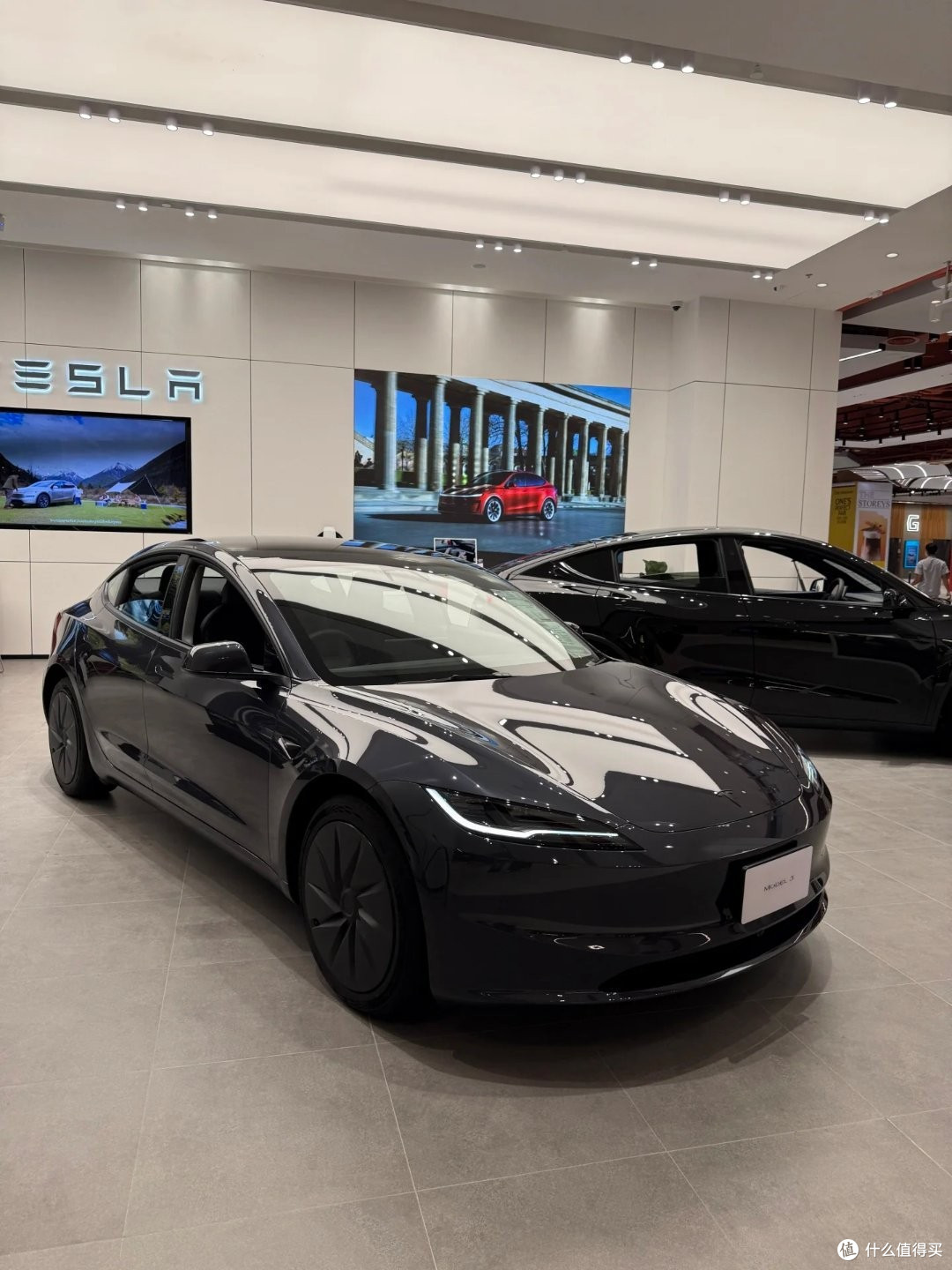 17万的丐版特斯拉Model3删减了啥?你会买吗?