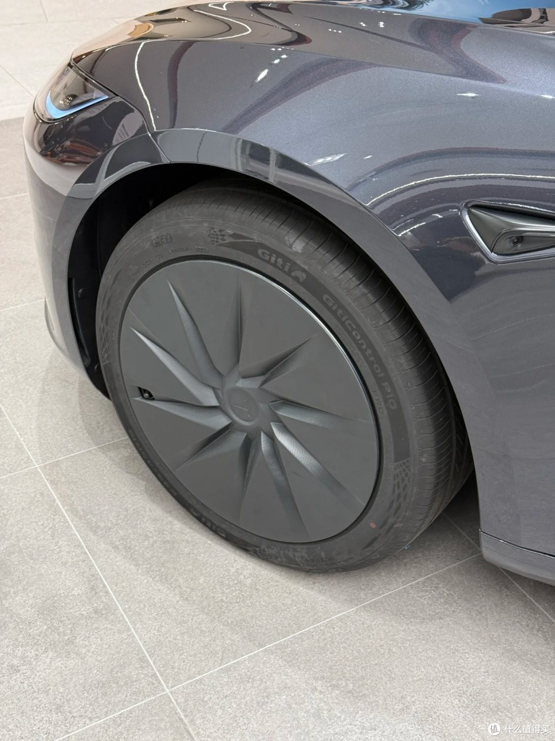 17万的丐版特斯拉Model3删减了啥?你会买吗?