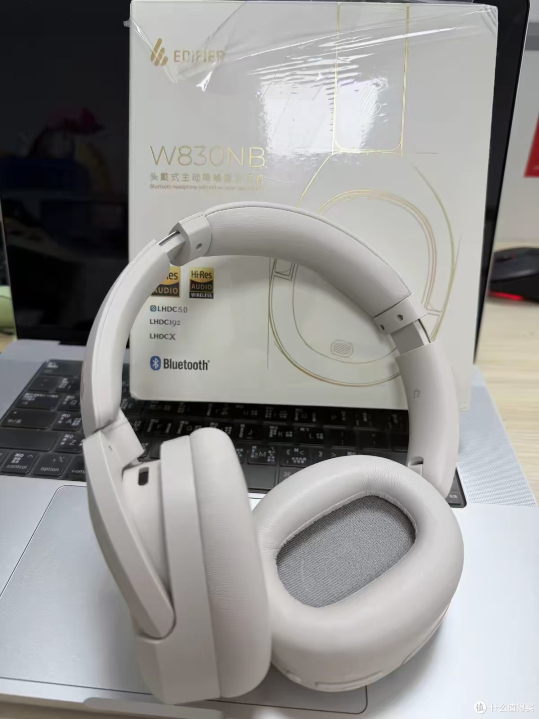百元档头戴降噪卷王✨漫步者 W830NB