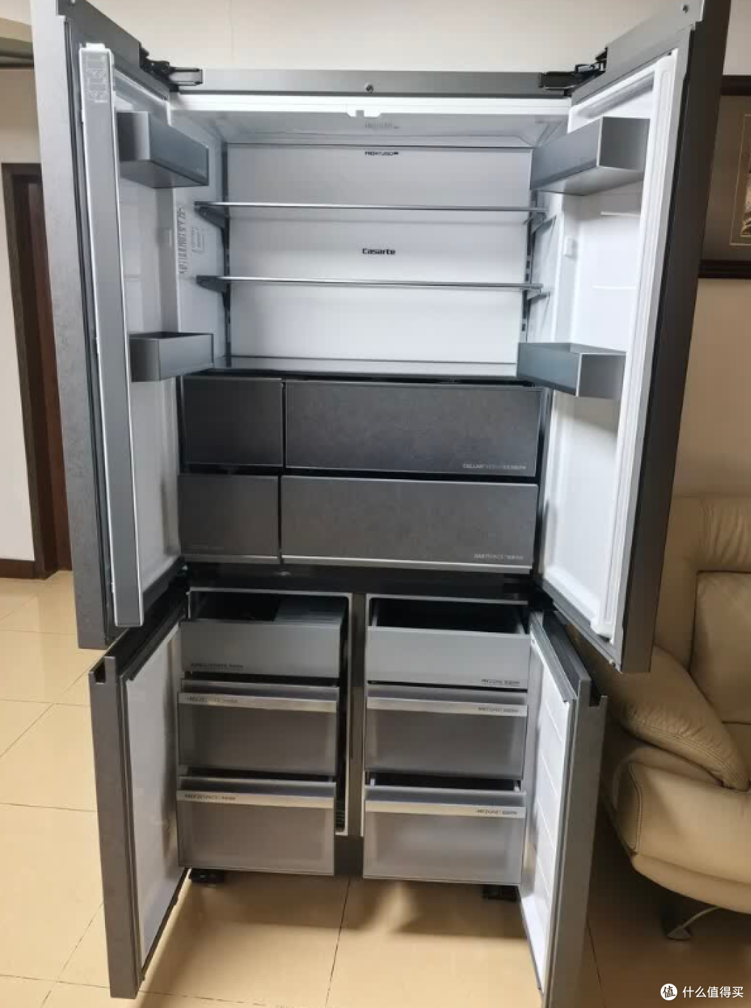 【卡萨帝610L冰箱｜大容量+平嵌设计，家庭冰箱一步到位】