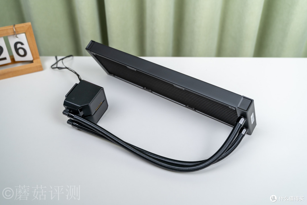 不止是好看,更能打!乔思伯TX-360屏显一体式水冷 评测