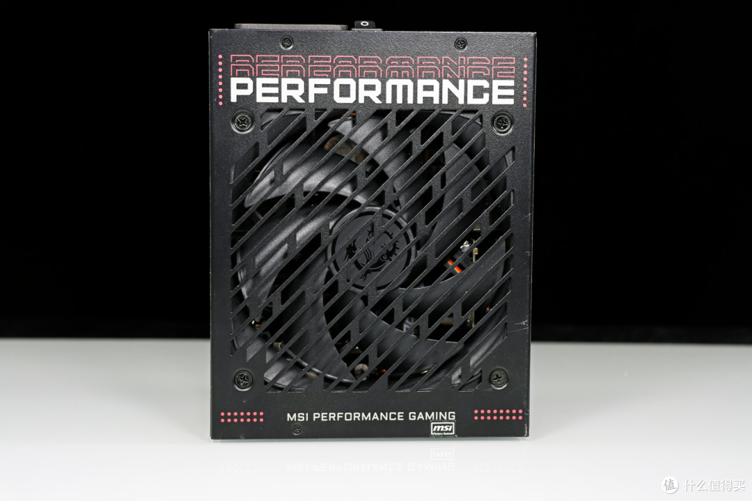 高端显卡好搭档与保护神——微星 MPG Ai1300TS PCIE5 月神