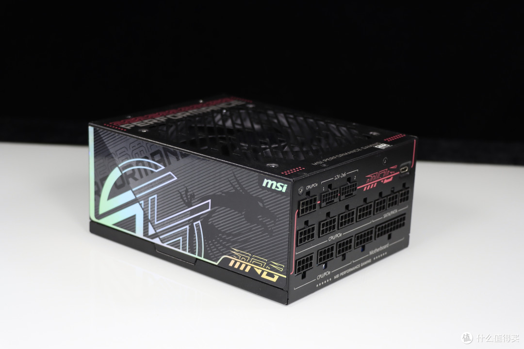 高端显卡好搭档与保护神——微星 MPG Ai1300TS PCIE5 月神