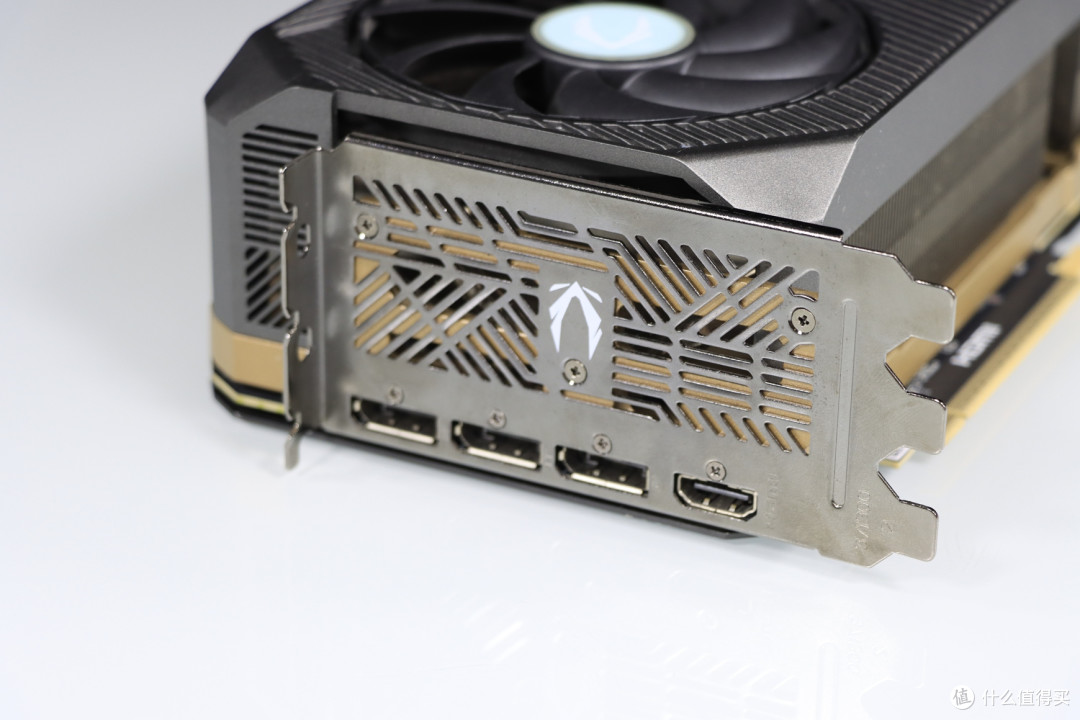 高端显卡好搭档与保护神——微星 MPG Ai1300TS PCIE5 月神
