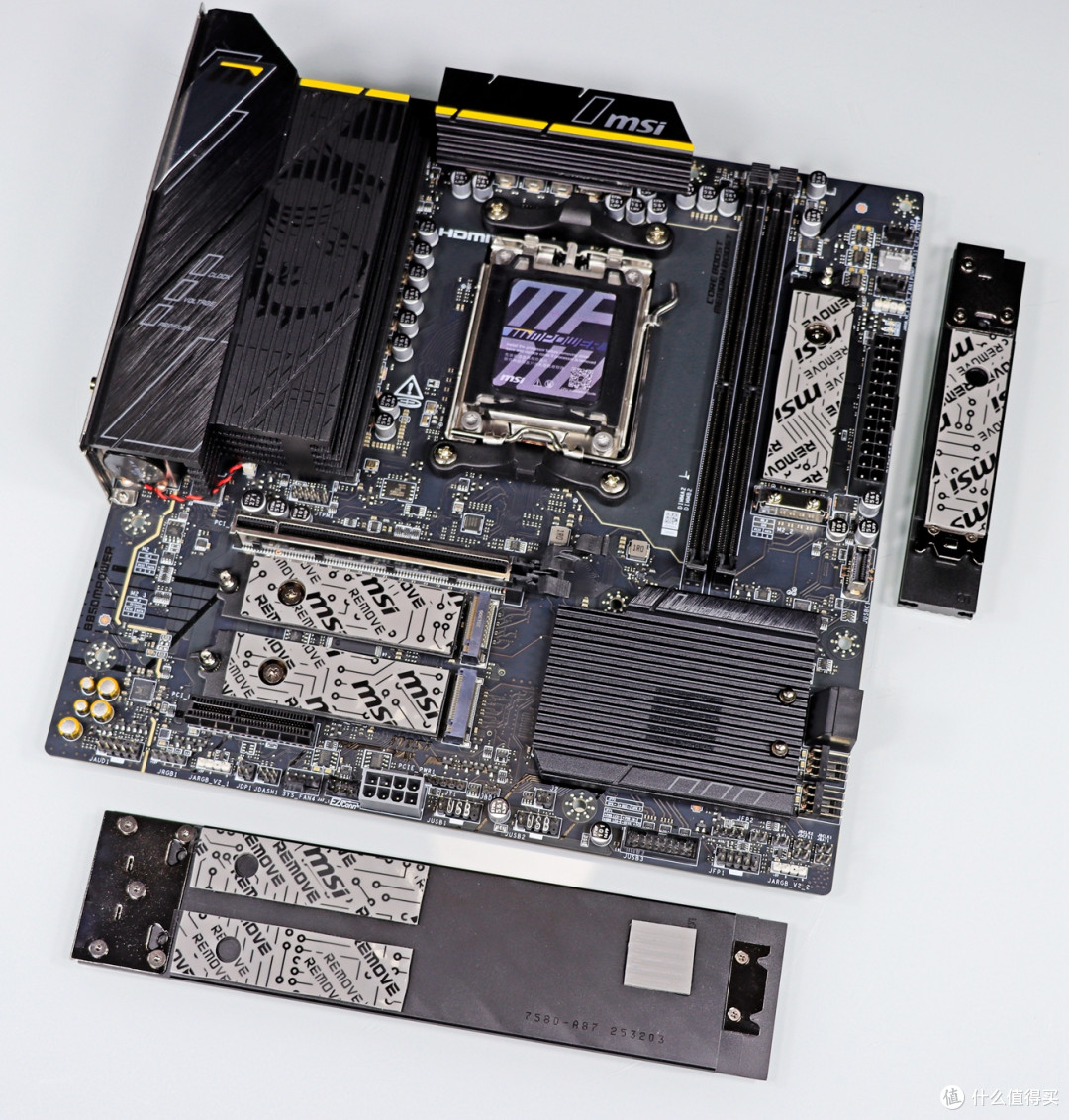 高端显卡好搭档与保护神——微星 MPG Ai1300TS PCIE5 月神