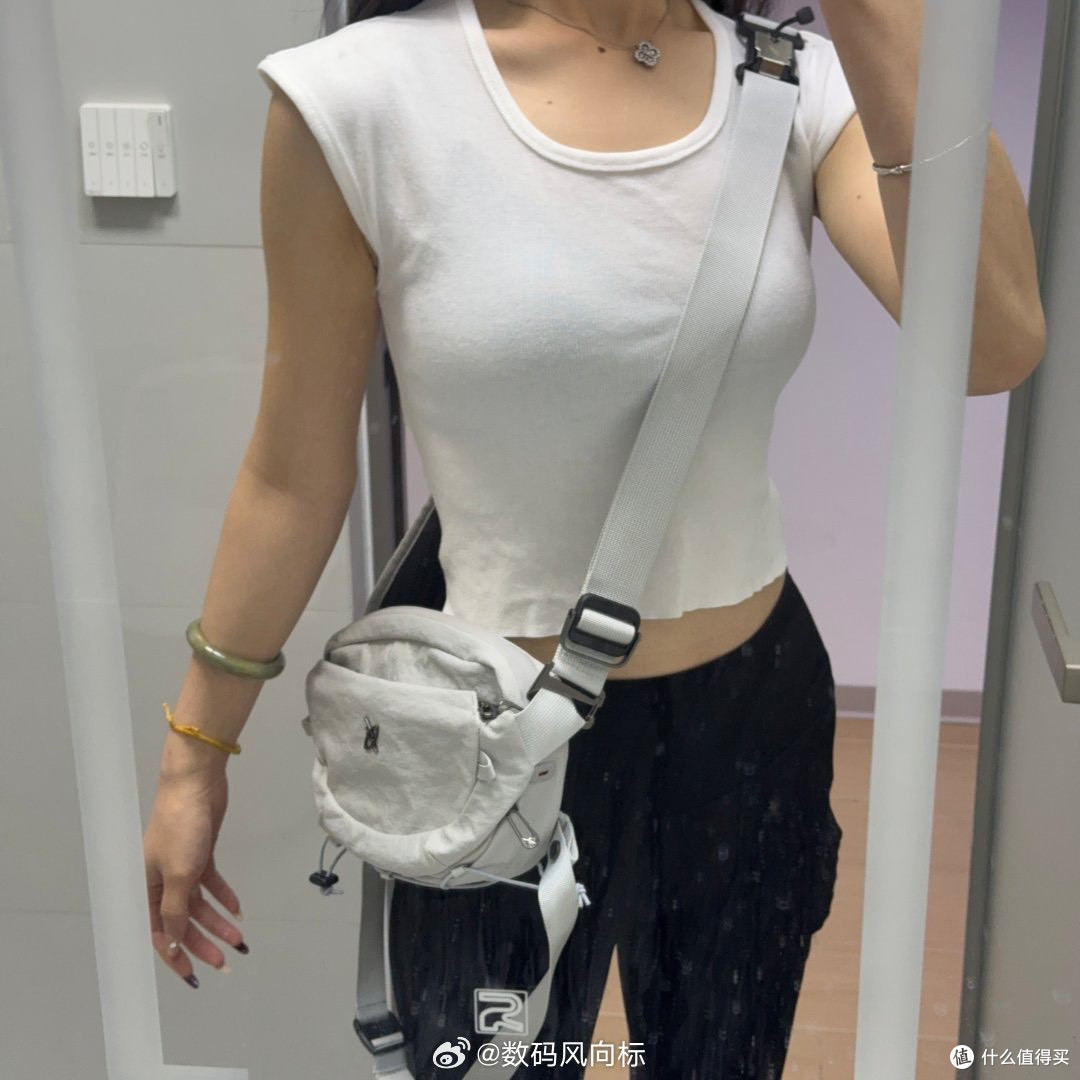 雨天带相机出门?这包直接给我焊身上