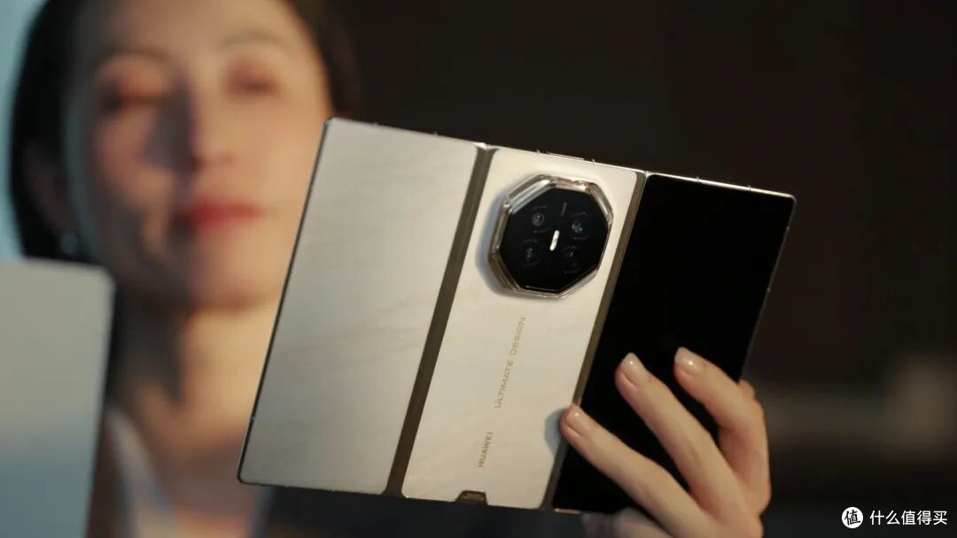 16GB+2TB!华为Mate XT 2预订秒空