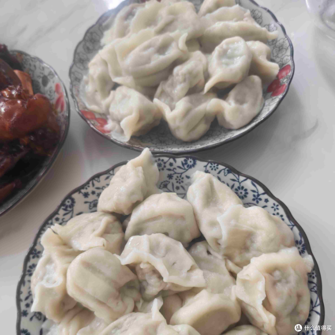 猪肉芹菜馅，还是家里包的香🥟