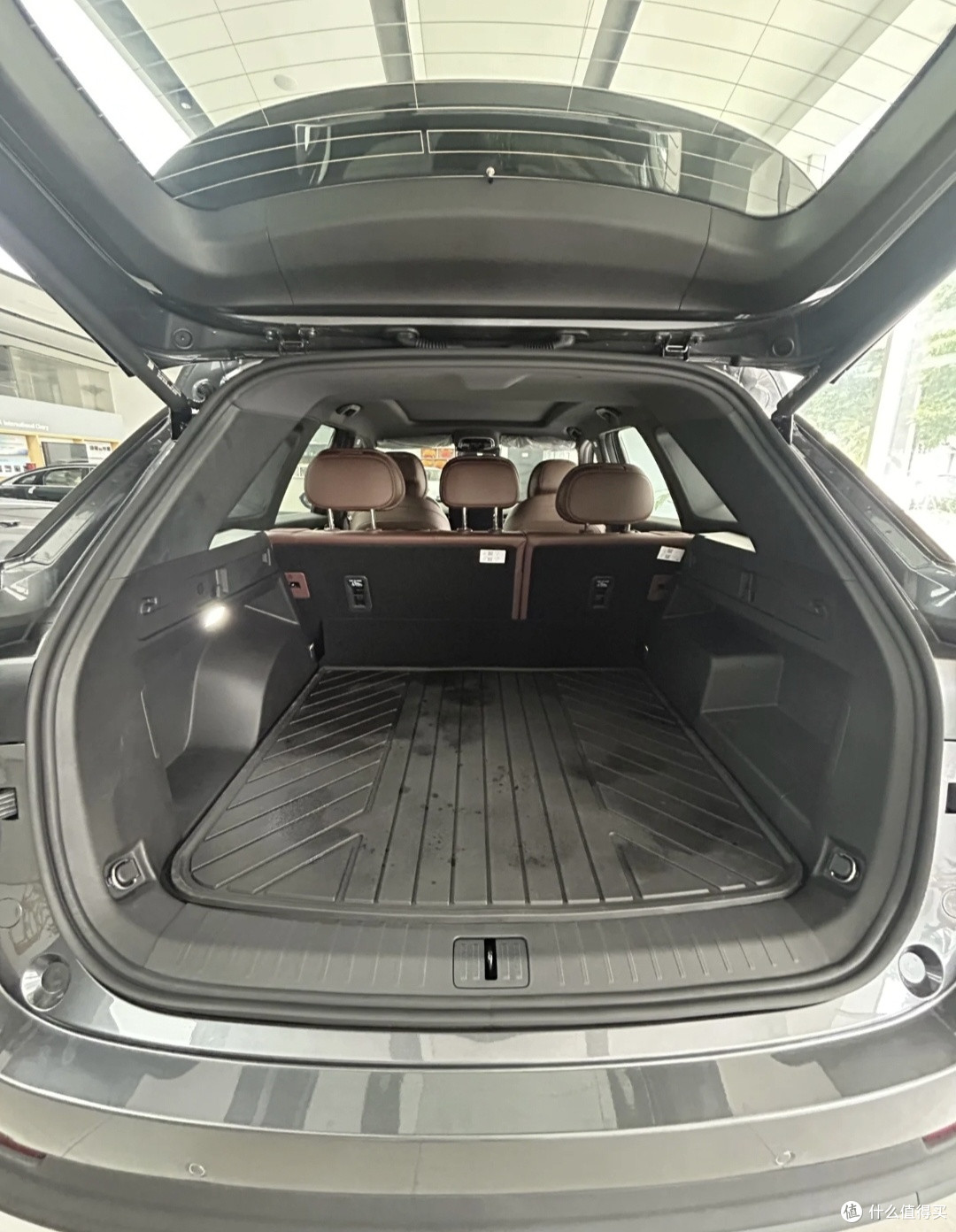 到店实测风云T9|家用混动SUV,优点短板一次性说透