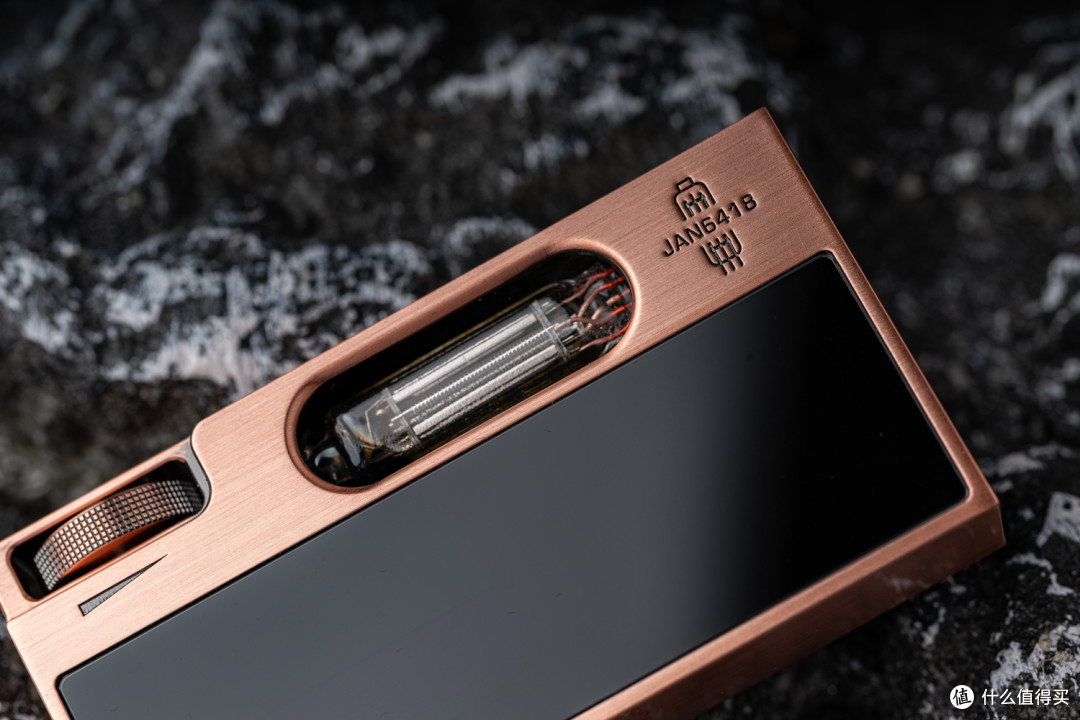 速通两款山灵的新品小尾巴 UA6ii&UA7铜