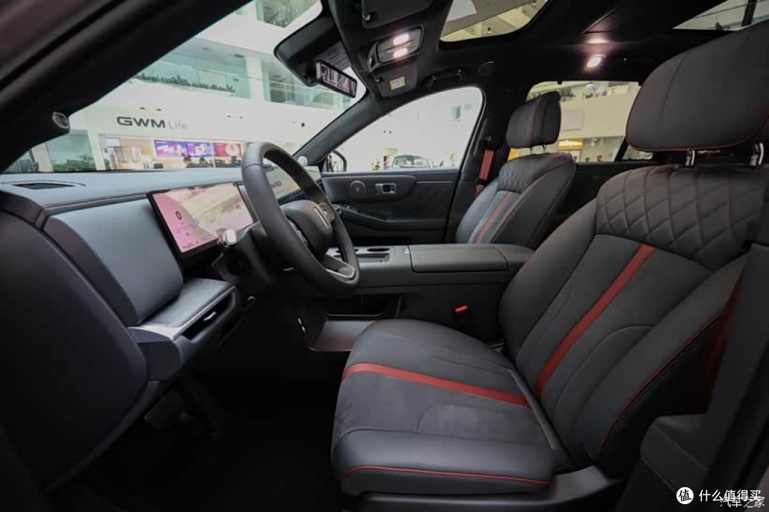 25万预算买SUV,魏牌V8X、理想L8、问界M7怎么选?