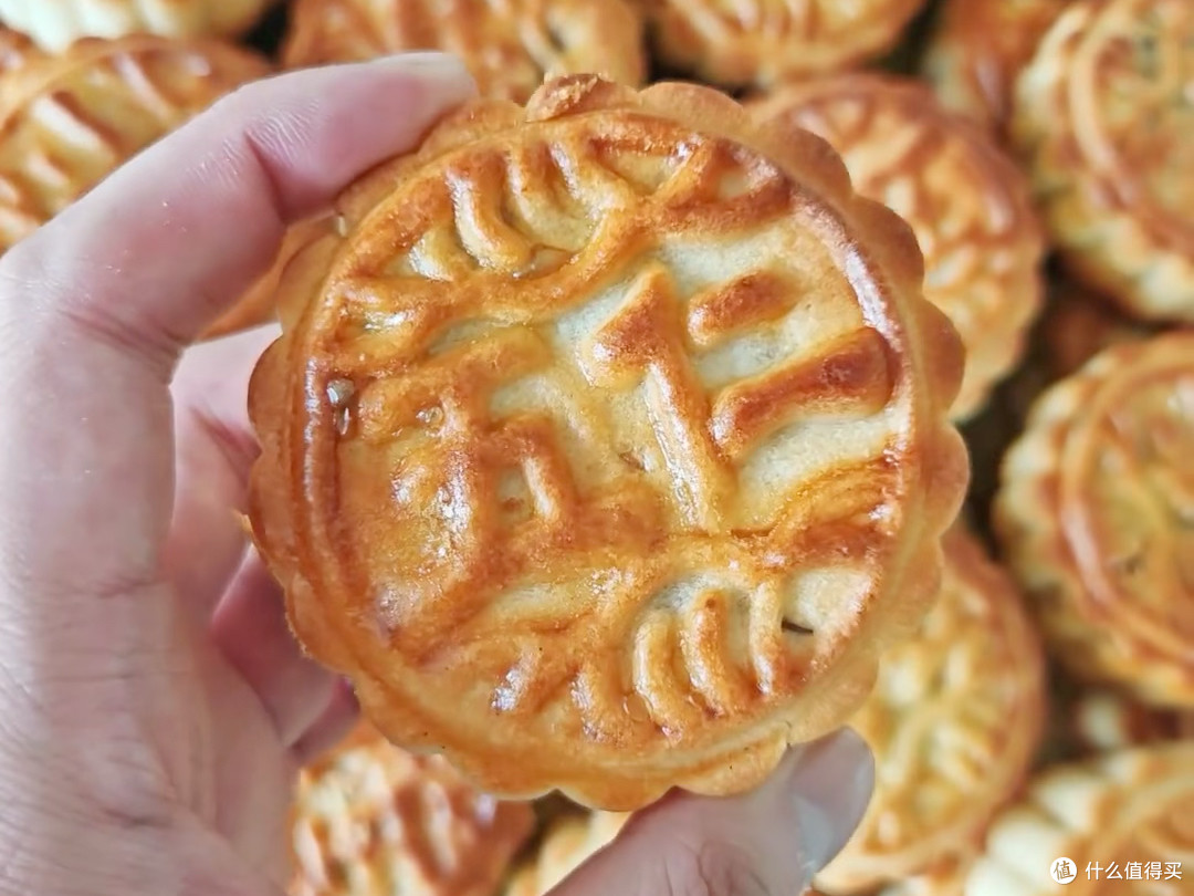 一人说一个好吃的月饼，网友：这是我几十年吃过最好吃的月饼