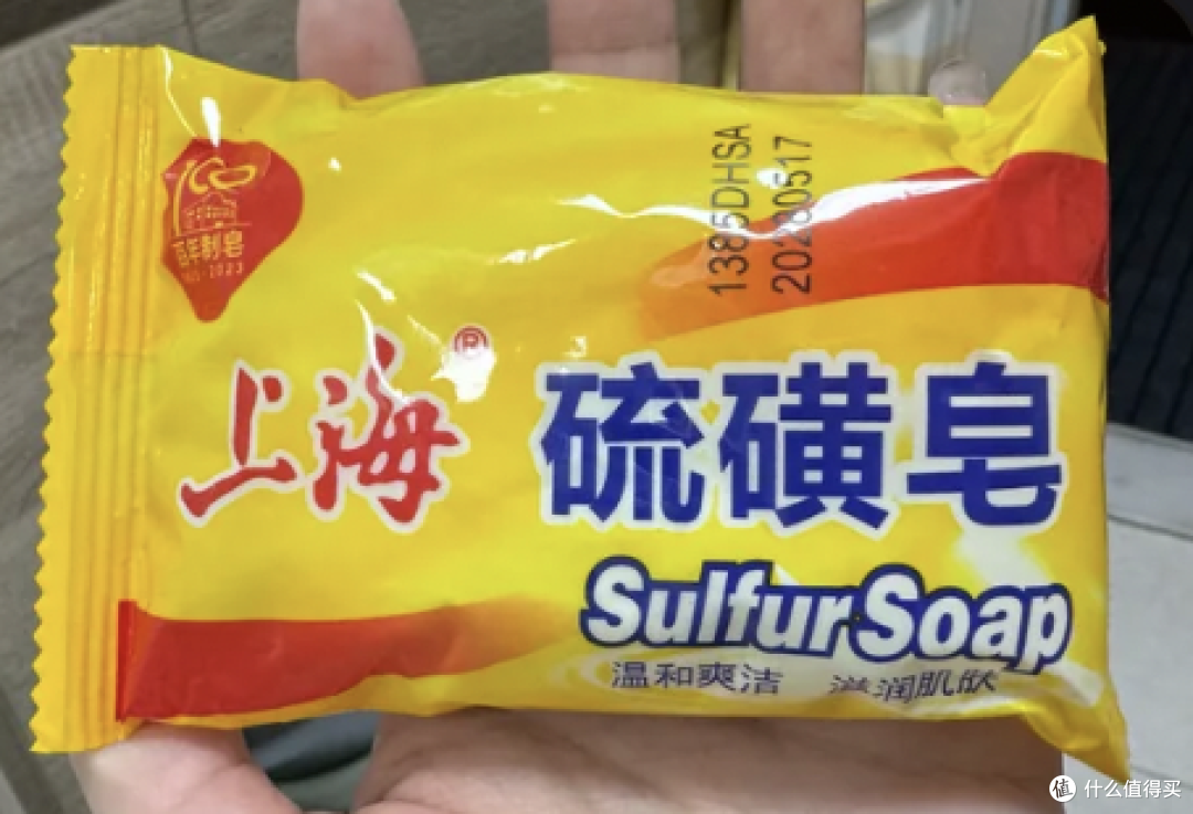 香皂洗头真能减少脱发?香皂VS洗头膏,哪个更好用?