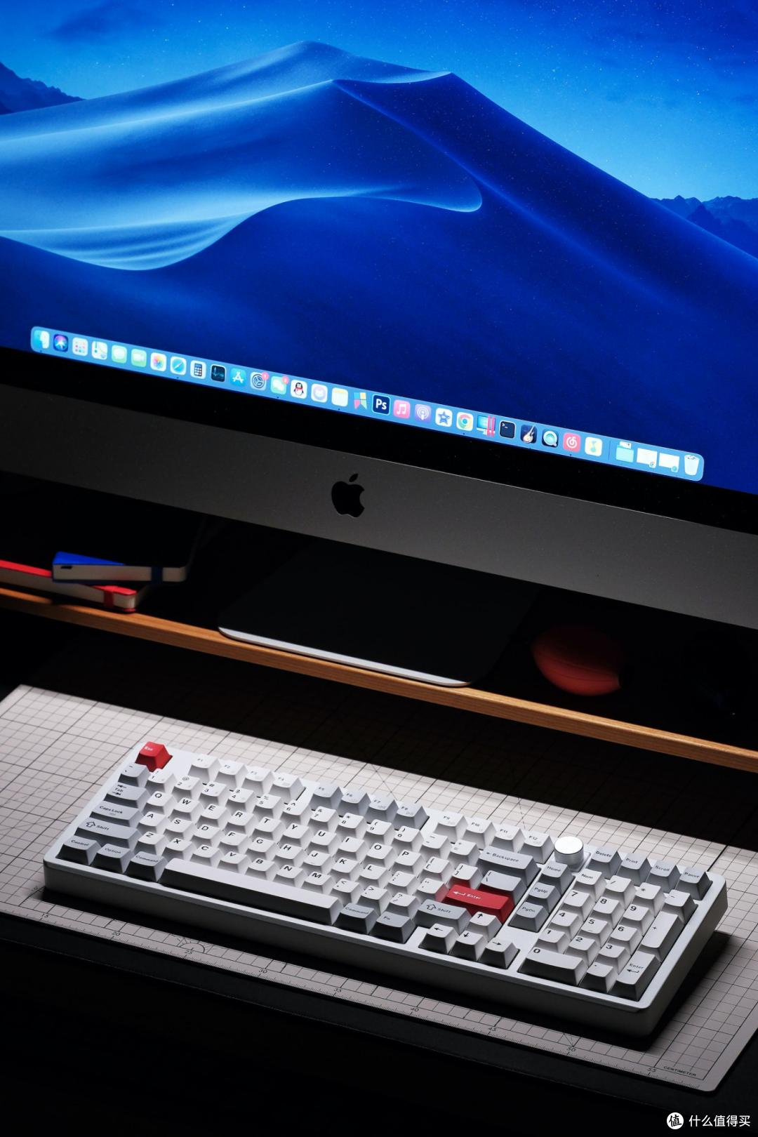 把 iMac 审美延续到指尖:渴创 Z5 Ultra 98 开箱即用的 Mac 键盘