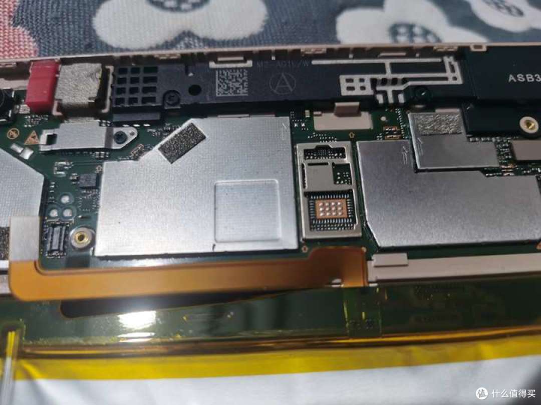 华为NOVA2PLUS拆机芯片展示附mediapad M2 10.0国产化率对比