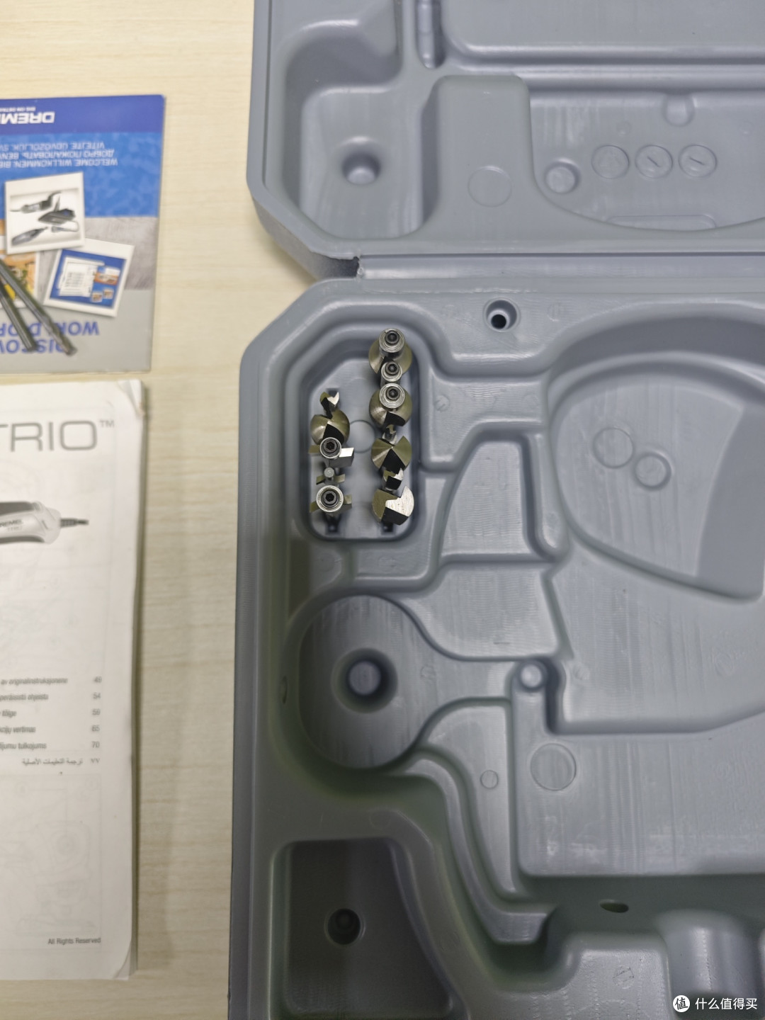 铣刀安装在工具盒内