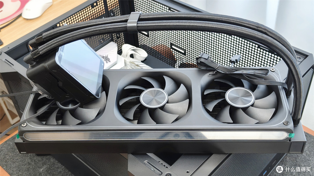 半岛铁盒N5Pro机箱+极动力系列水冷装机!绝对MATX主板的靠谱选项