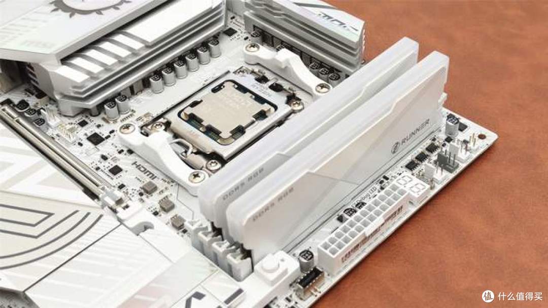 半岛铁盒N5Pro机箱+极动力系列水冷装机!绝对MATX主板的靠谱选项