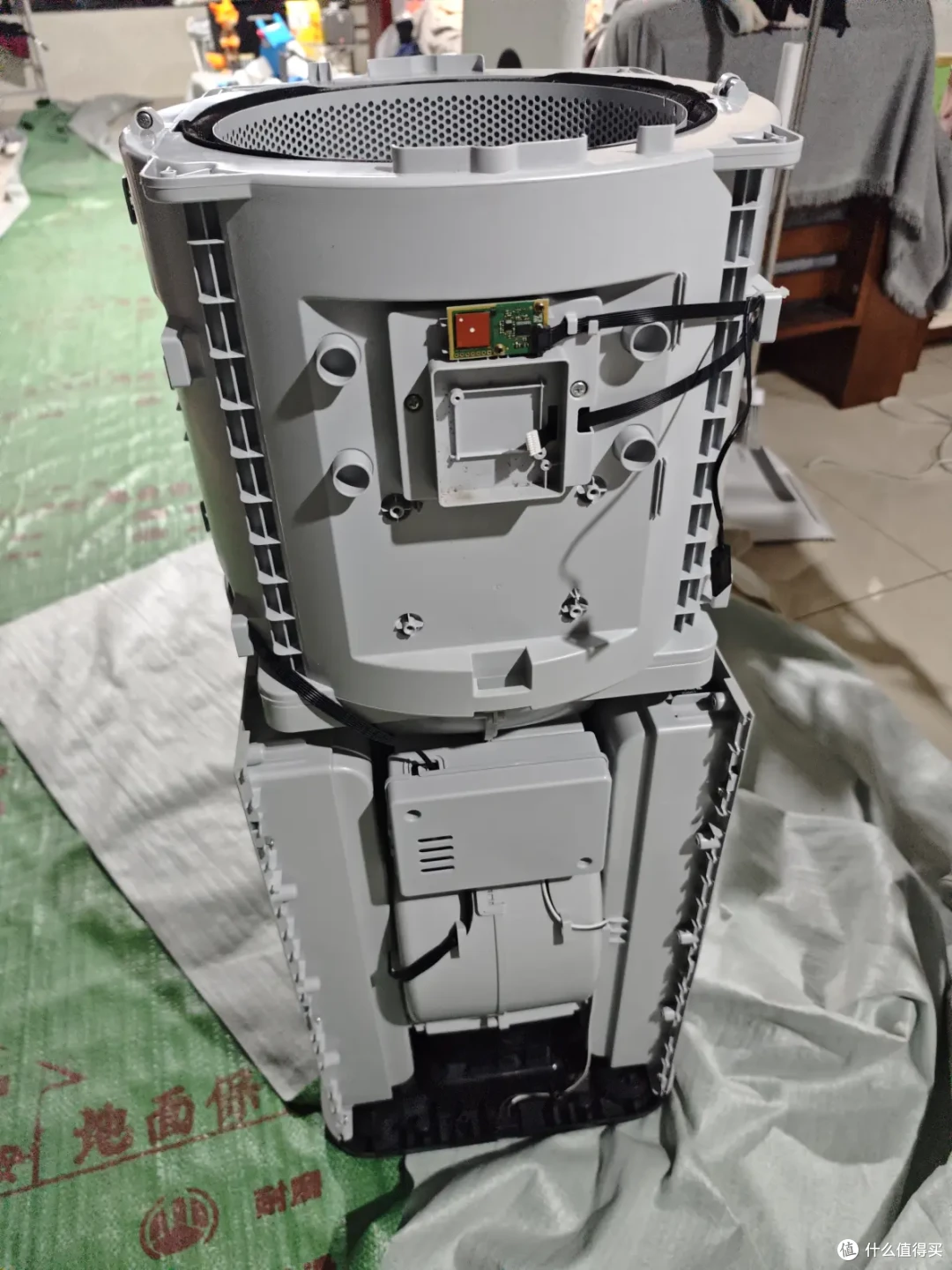 米家空气净化器4Max全拆机清洗