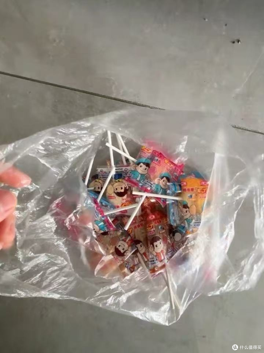 批发不二家棒棒糖，这样买糖果真的省太多了