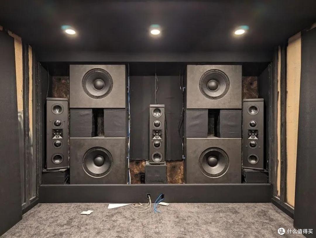 家庭影院低音炮为啥2只起买?是不是商家的骗局?