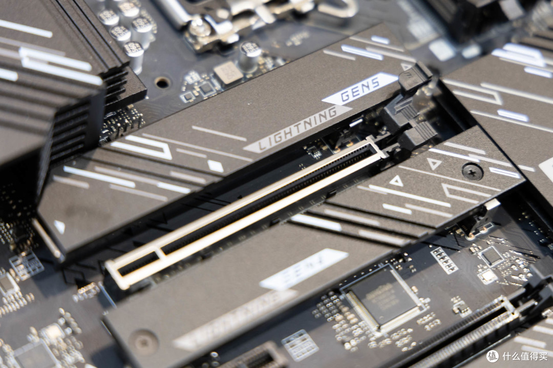 极致性价比的选择，微星Z890 GAMING PLUS WIFI6E装机分享