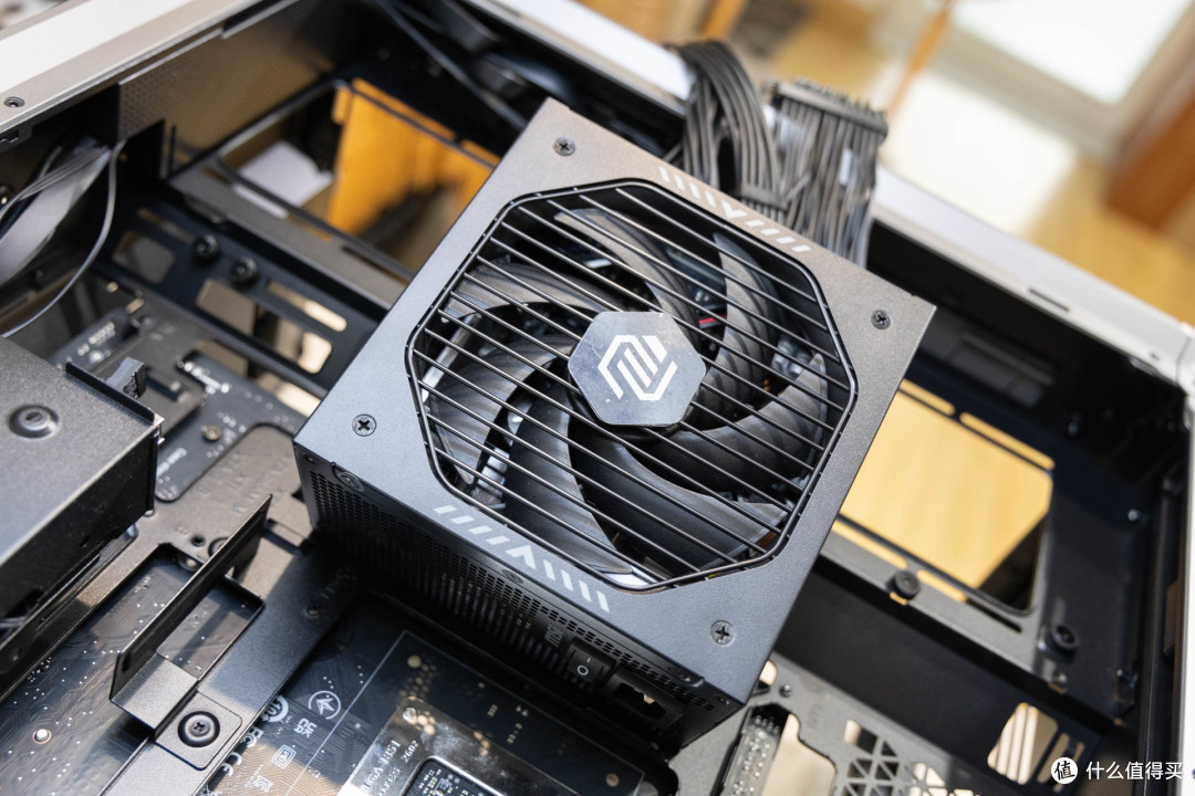 极致性价比的选择，微星Z890 GAMING PLUS WIFI6E装机分享