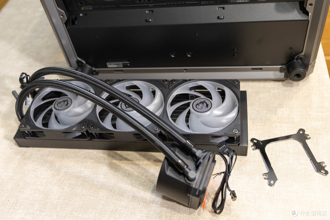 极致性价比的选择，微星Z890 GAMING PLUS WIFI6E装机分享