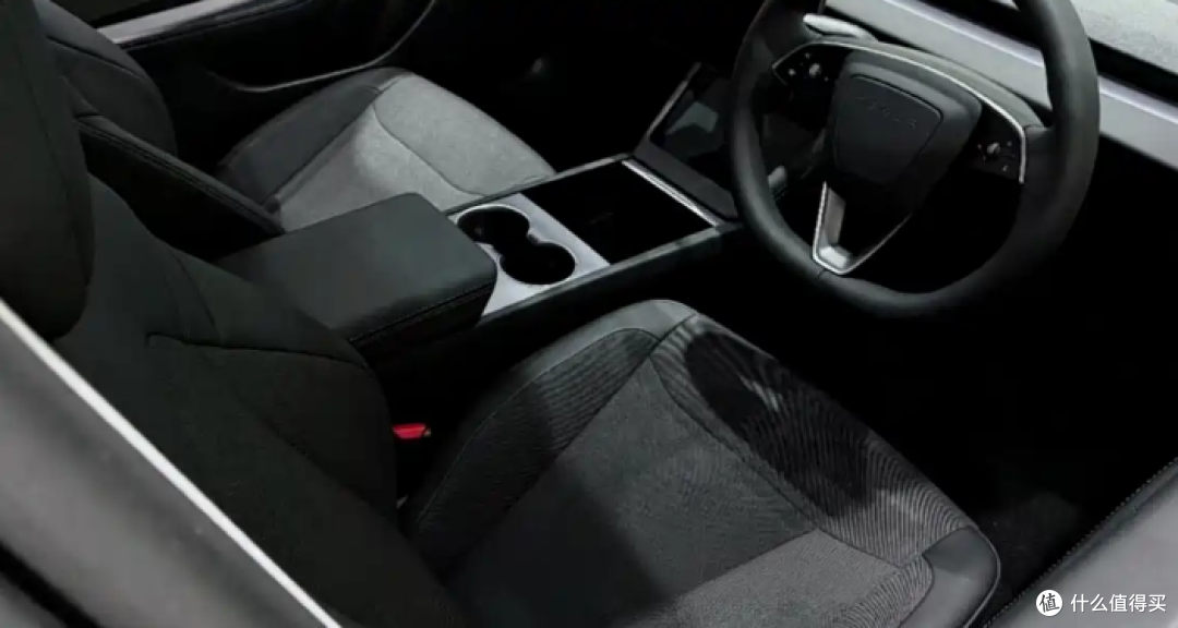 直接杀疯！特斯拉Model 3香港仅17.6万起，简配版真的香吗？