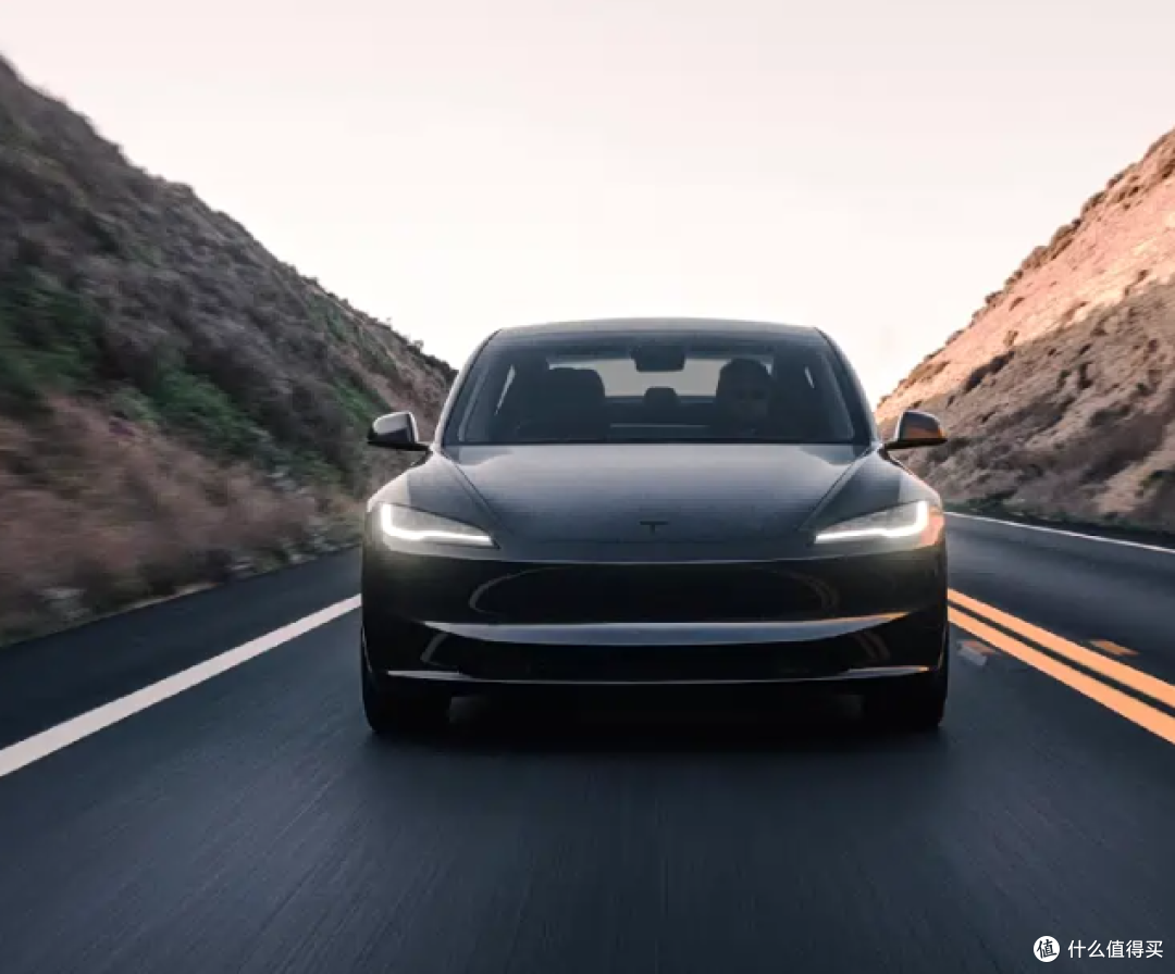 直接杀疯！特斯拉Model 3香港仅17.6万起，简配版真的香吗？