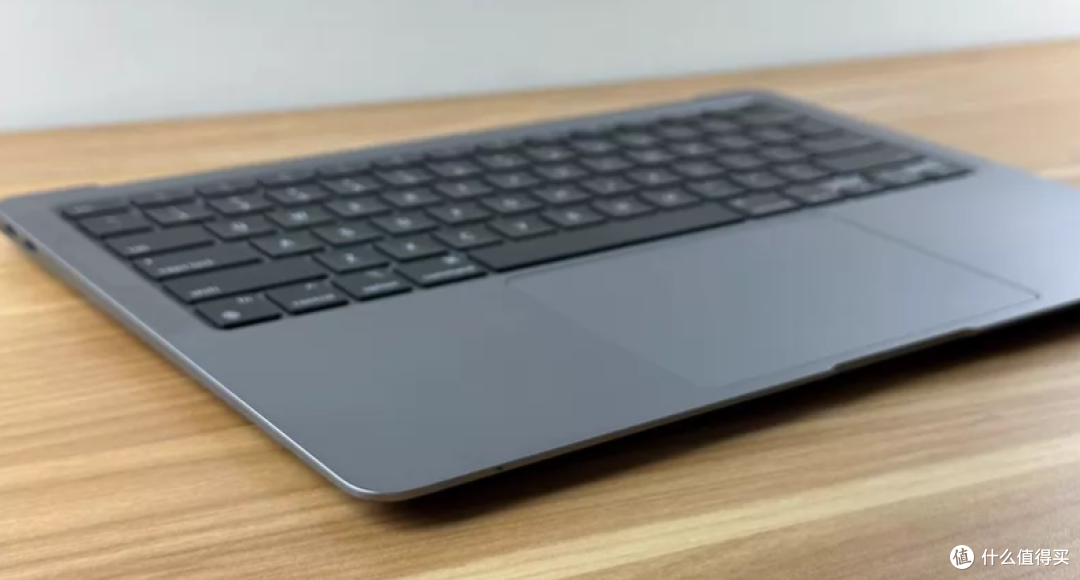 999元MacBook Air M1：千元无头骑士坑还是漏？