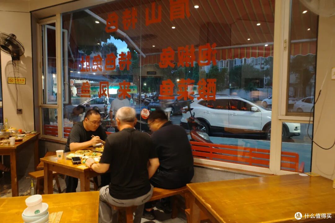 小城不大,好吃的倒是一抓一把!连刷48h,可算把我吃服了