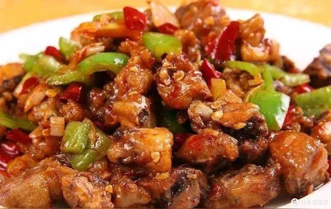 一盘辣子鸡，满腔江湖香