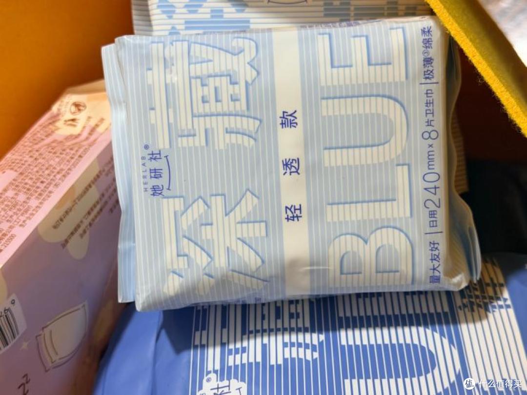 卫生巾界的“全家福”：她研社一篇终结选择困难