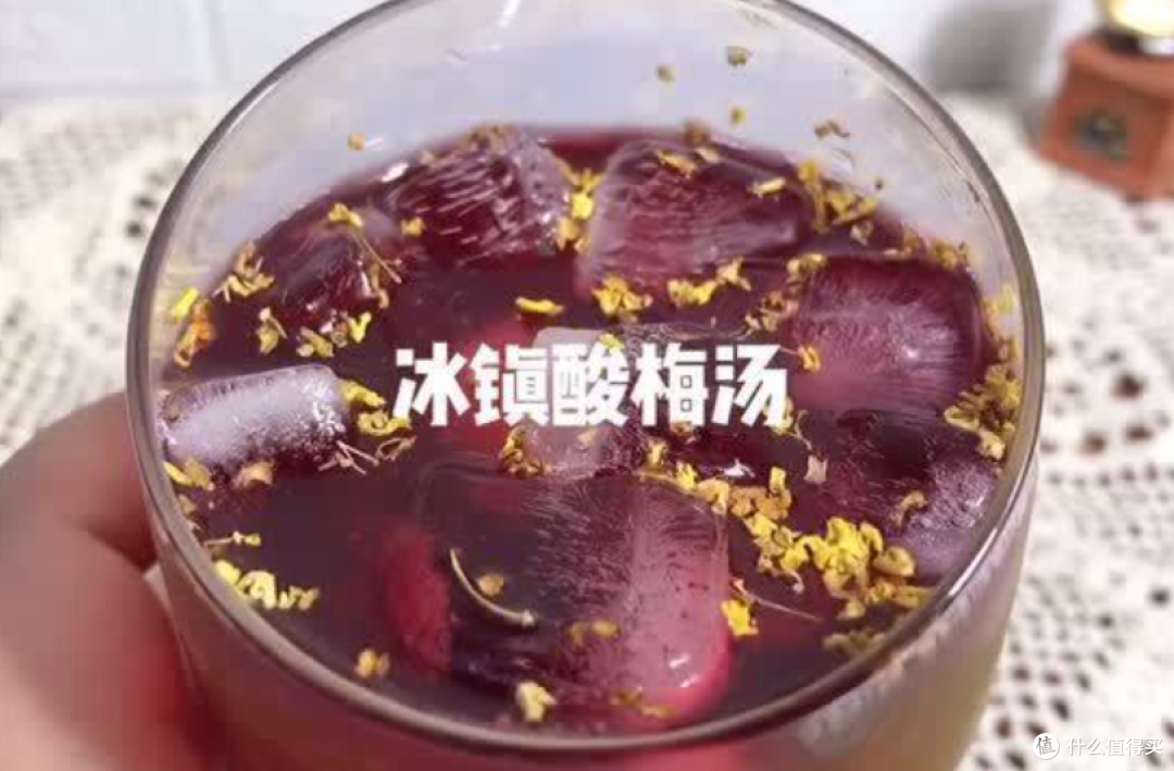 火锅店的酸梅汤免费喝?服务员:成本才5毛,你喝三杯老板还赚!