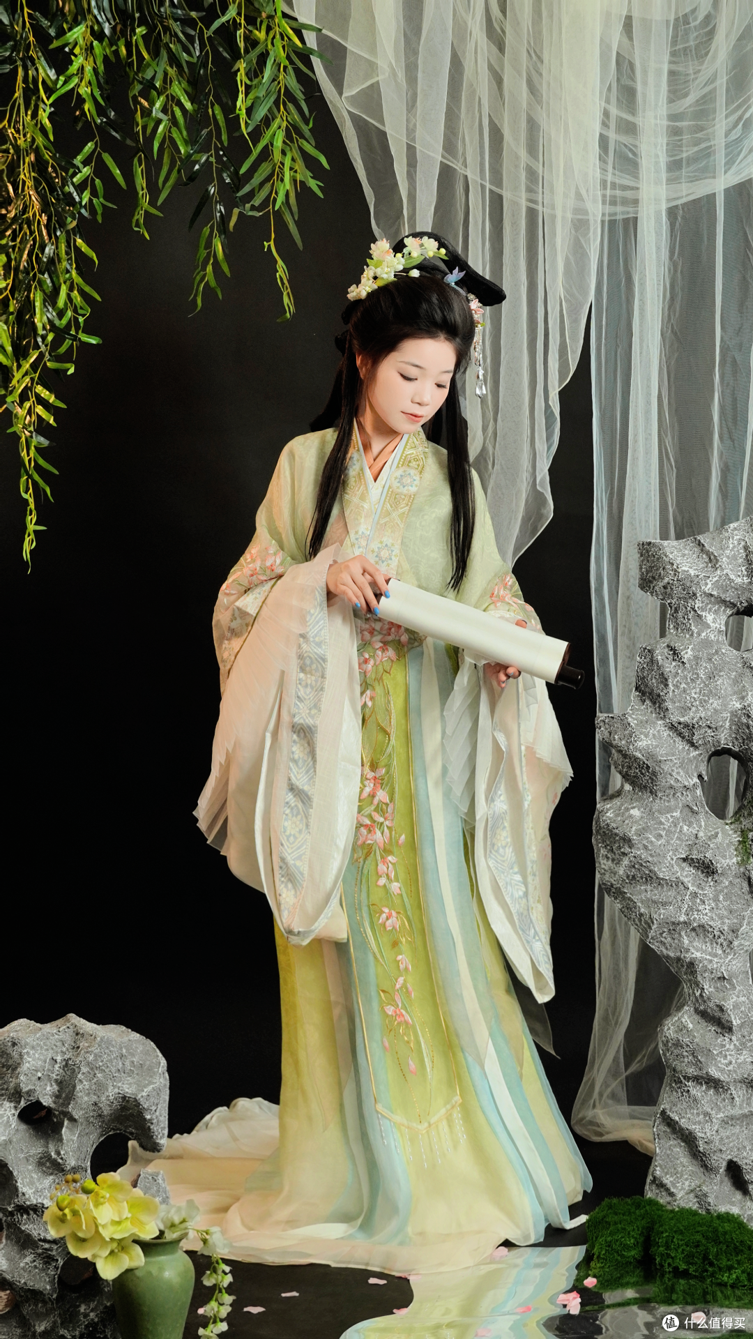 入秋的第一件汉服，该是魏晋的模样。