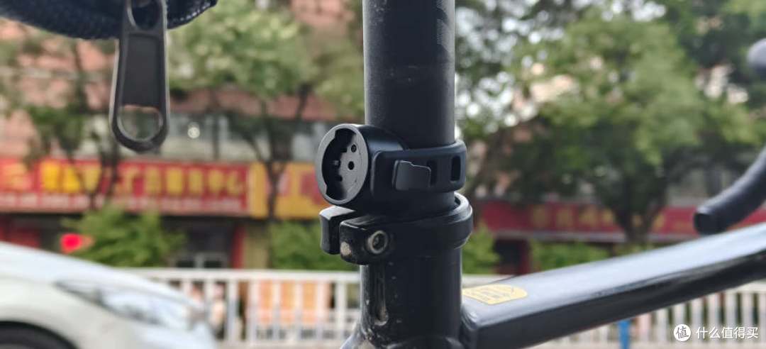 夜间骑行安全感拉满|RN120尾灯实测体验