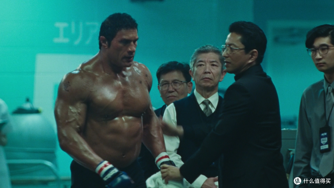 巨石强森杀疯了!为演《粉碎机》狂增27斤,却说是“信仰之跃”?