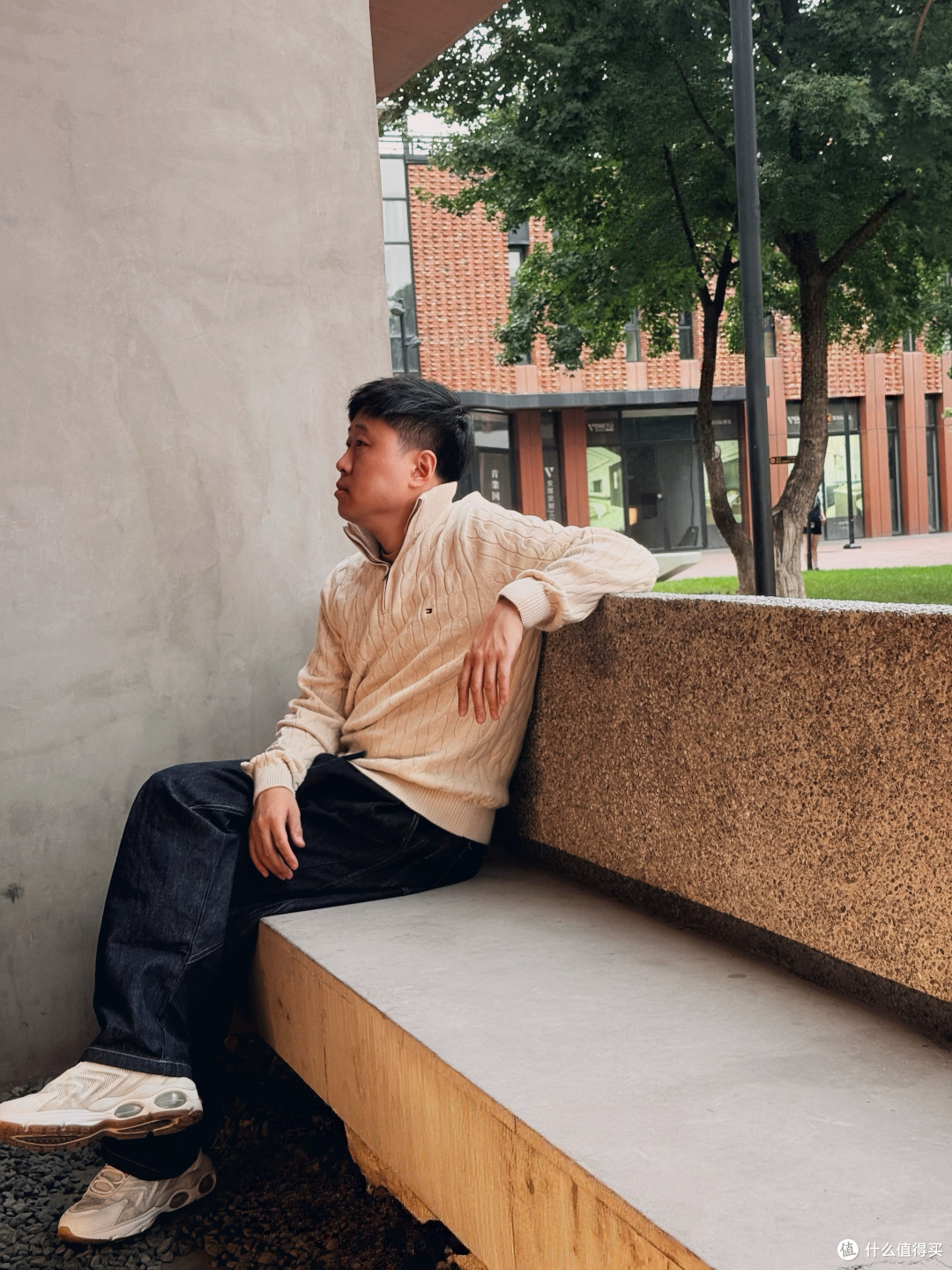 秋季穿搭如何兼顾温度与质感？30+男人的秋冬叠穿思路