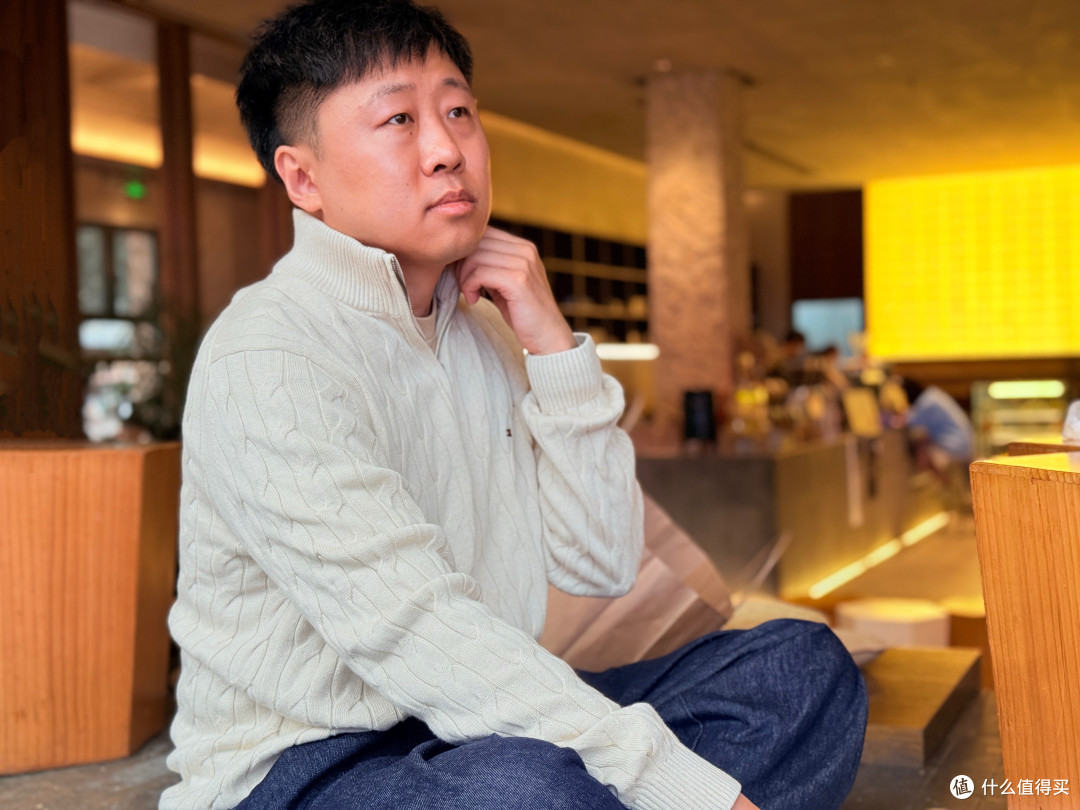 秋季穿搭如何兼顾温度与质感？30+男人的秋冬叠穿思路