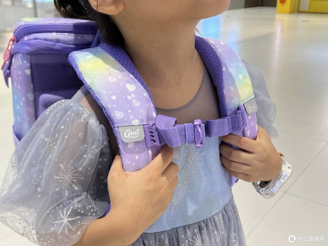 幼升小书包怎么挑?教师+二胎妈妈亲测,轻量+护脊才靠谱