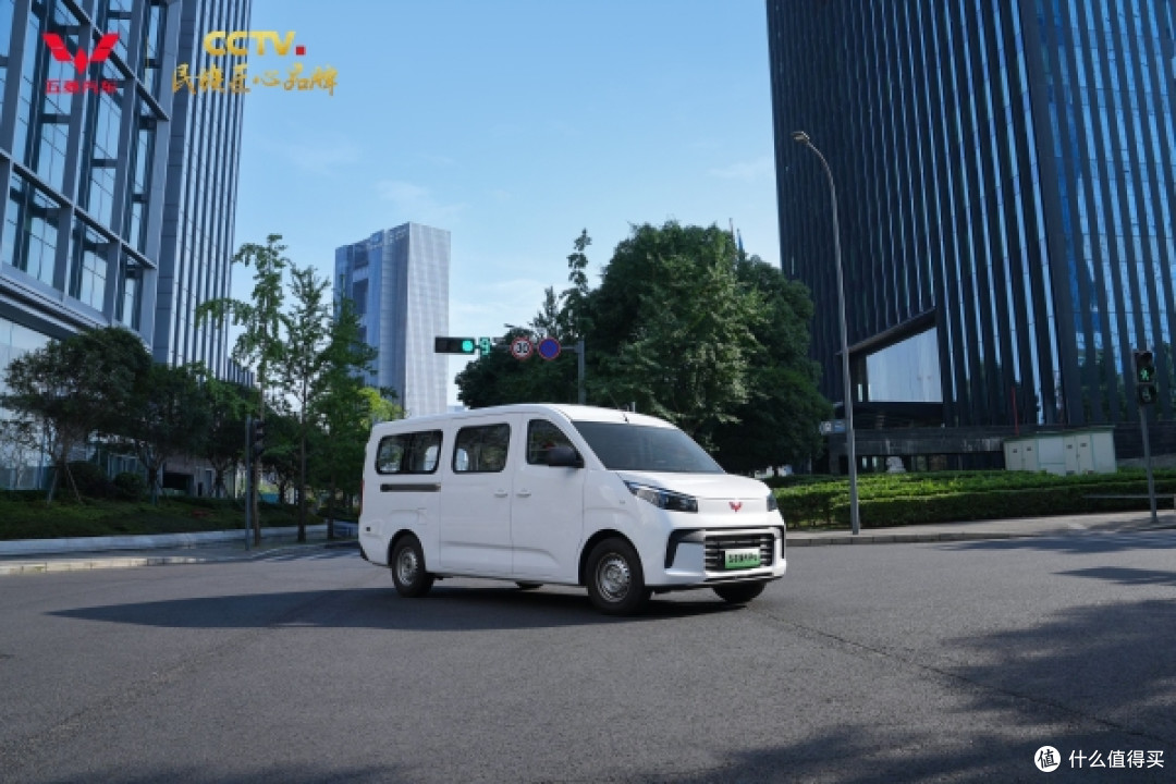 10万出头、850km续航,五菱扬光Pro增程版是给跑跨城的人准备的?