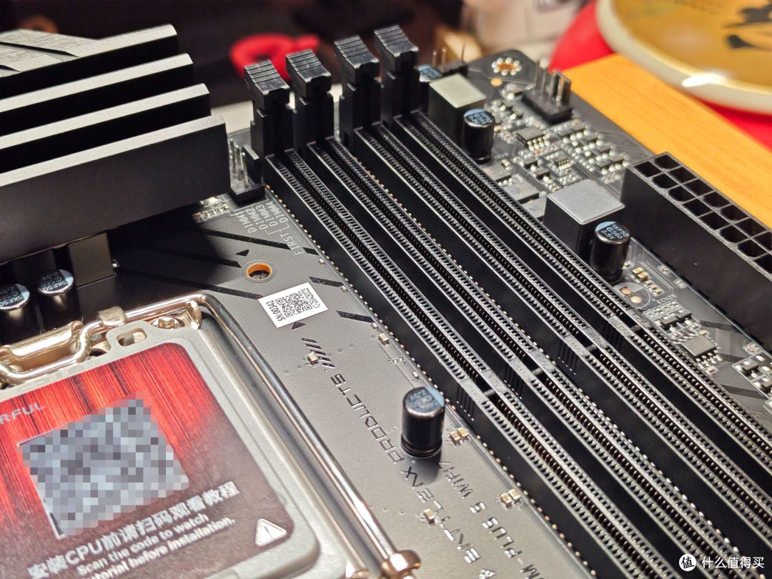 DDR4依旧能战！14600KF+B760M超级黑刃装机实测，性价比才是核心