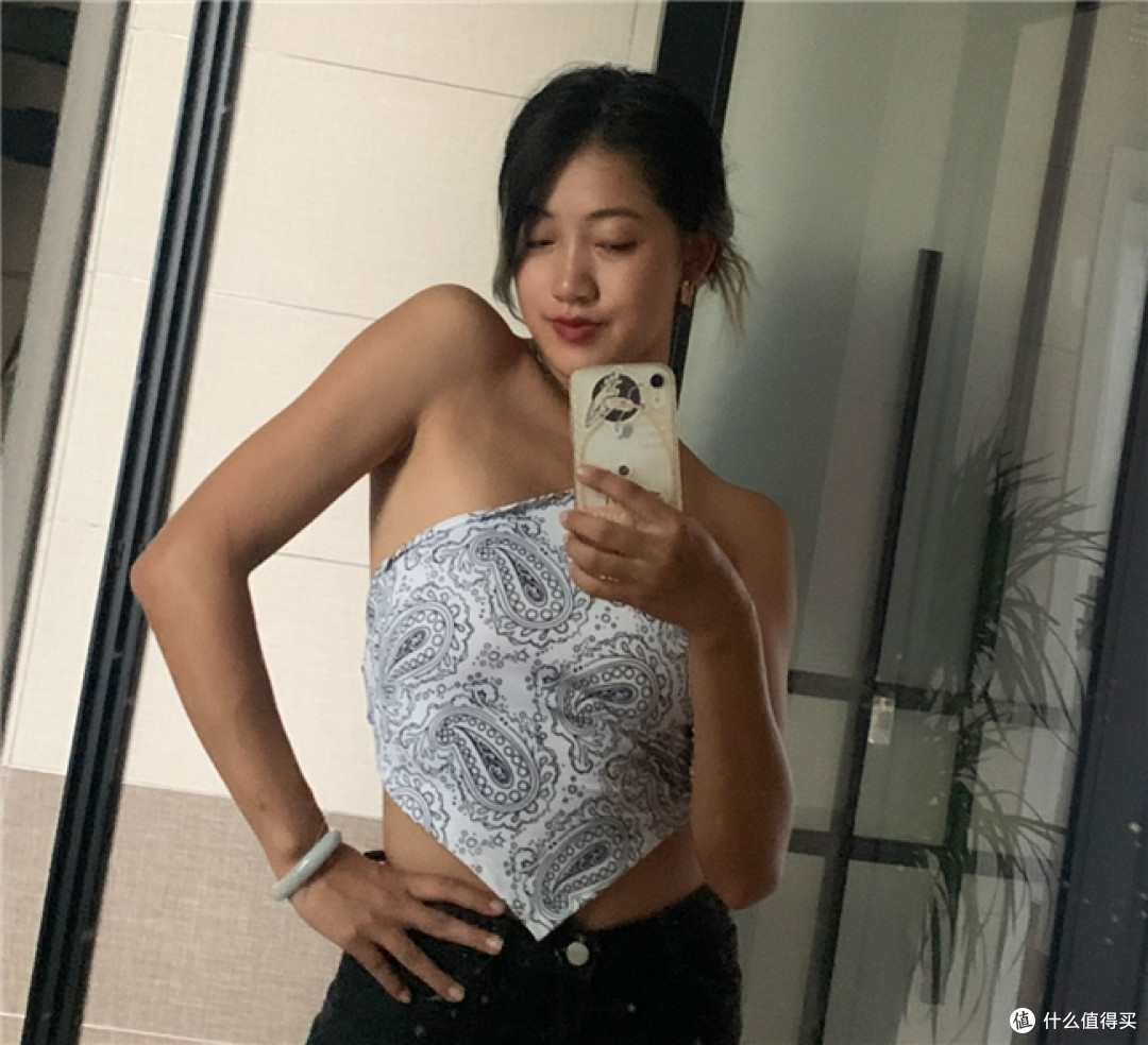 军训十天脸比脖子黑？女孩平价军训防晒这样选，晒不黑还不闷痘