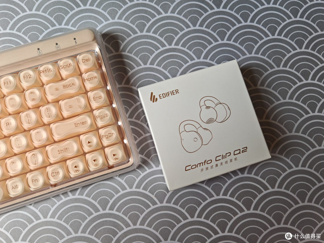 旗舰芯片新选手!漫步者 Comfo Clip Q2实测,通勤运动全能选手